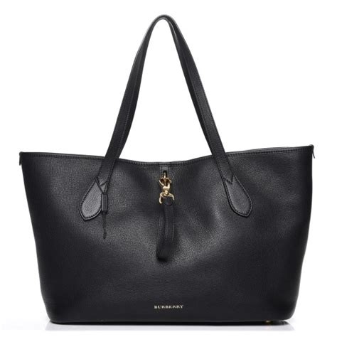 BURBERRY Grainy Calfskin Medium Honeybrook Tote Black 